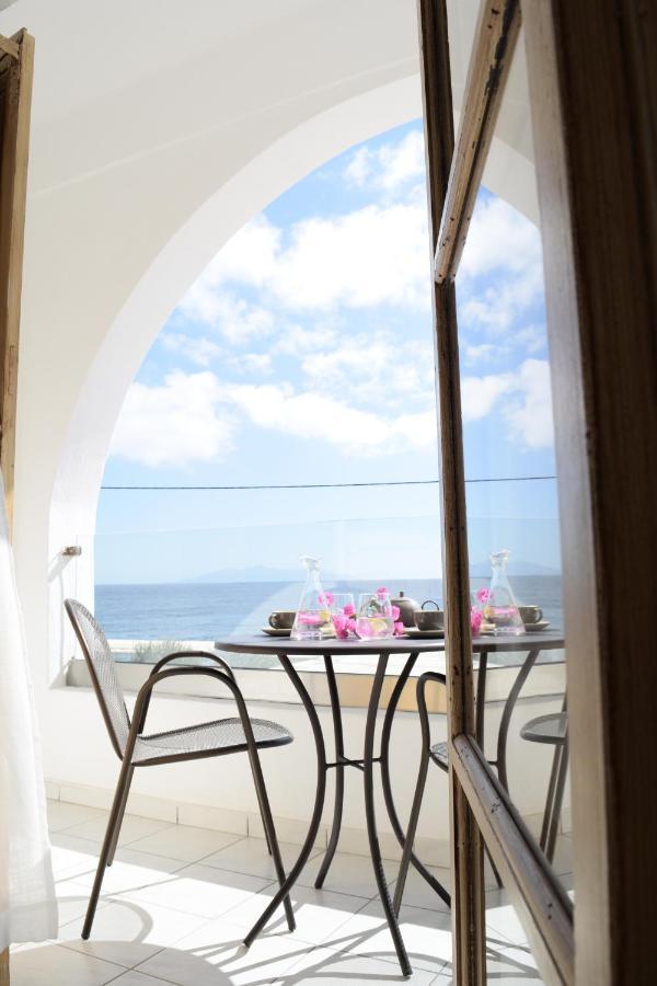 Hotel Santorini Crystal Blue Boutique 4*
