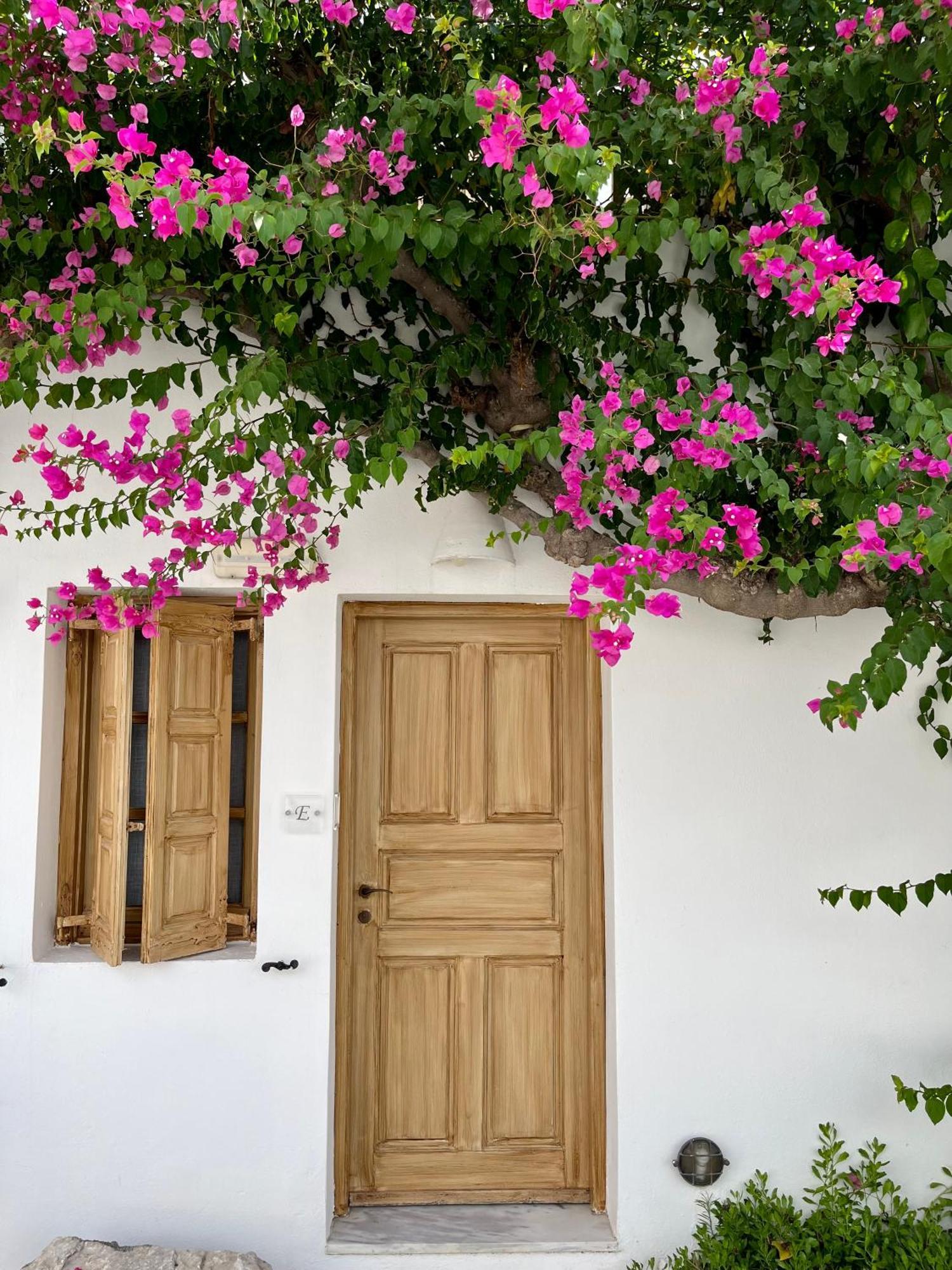 Santorini Crystal Blue Boutique Kamári