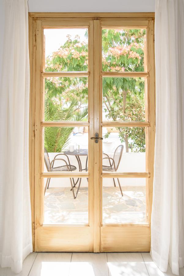 Santorini Crystal Blue Boutique Hotel 4*