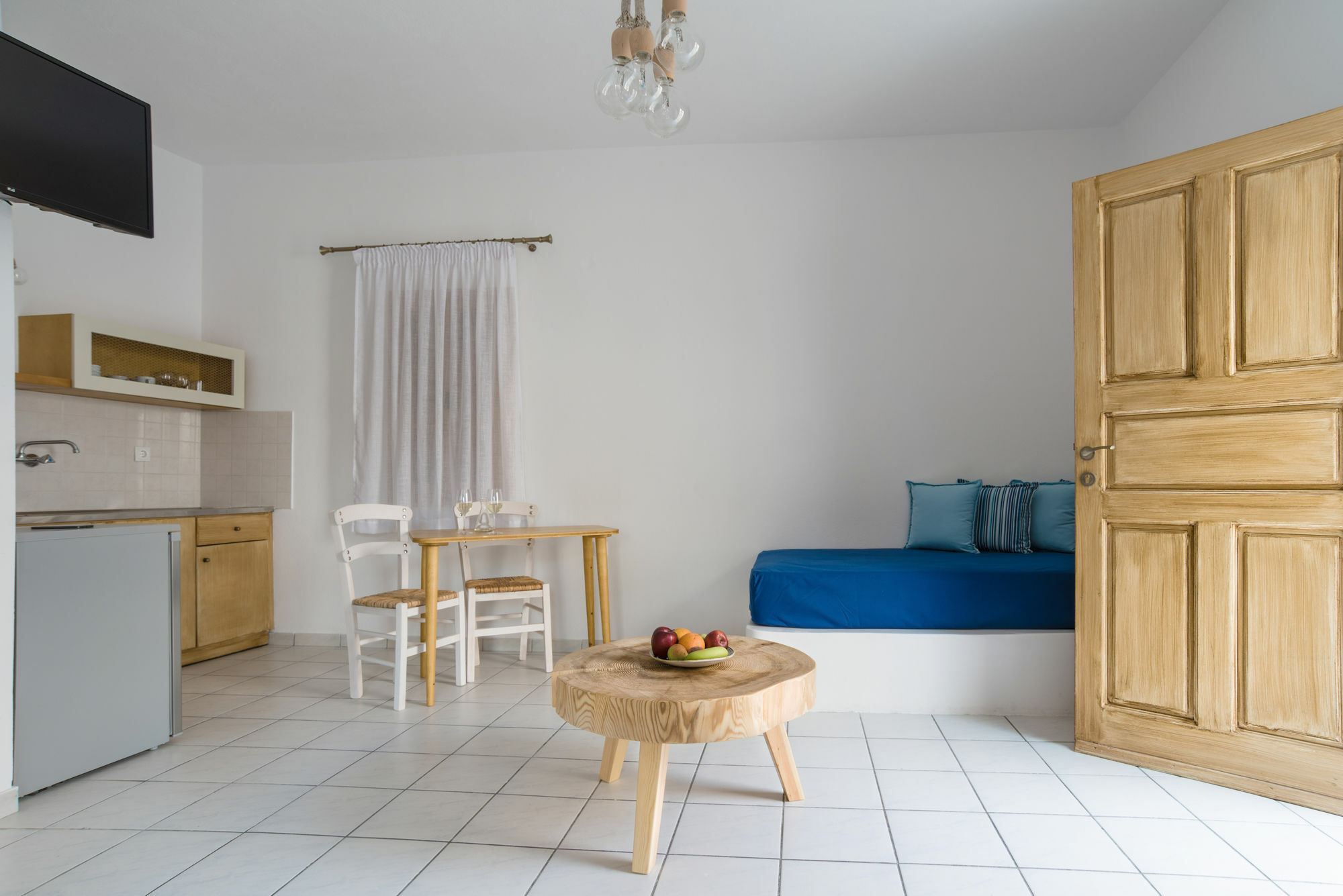 Santorini Crystal Blue Boutique Hotel 4*