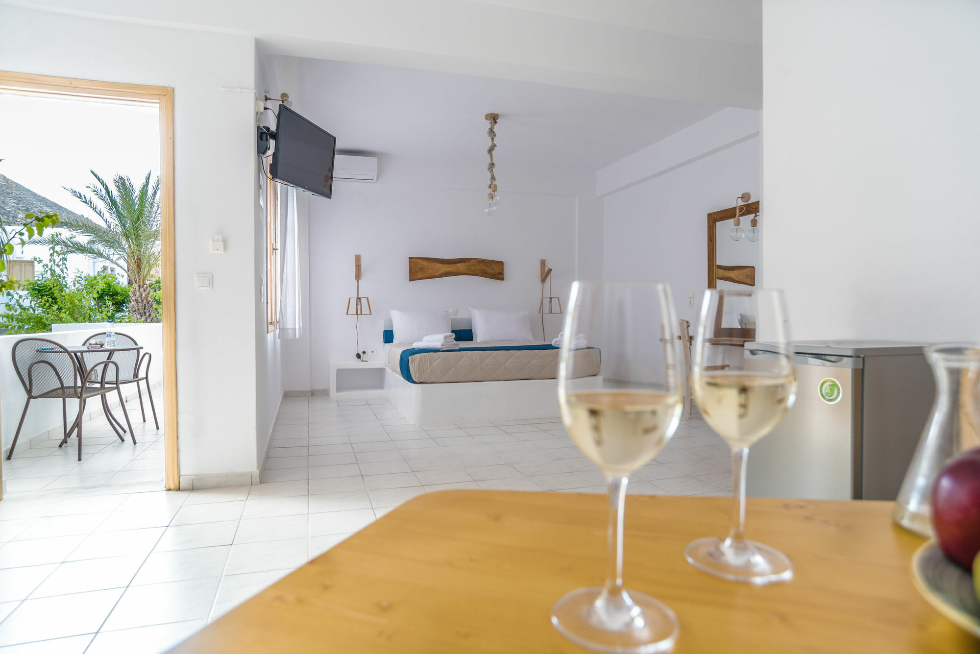 Santorini Crystal Blue Boutique 4* Kamári